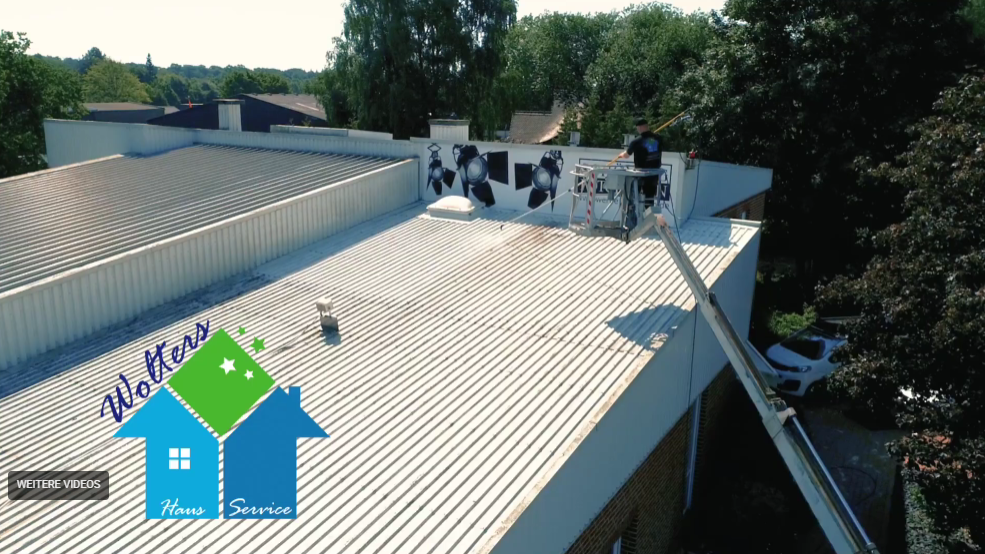 Video starten: Dachreinigung Bad Bentheim in Aktion